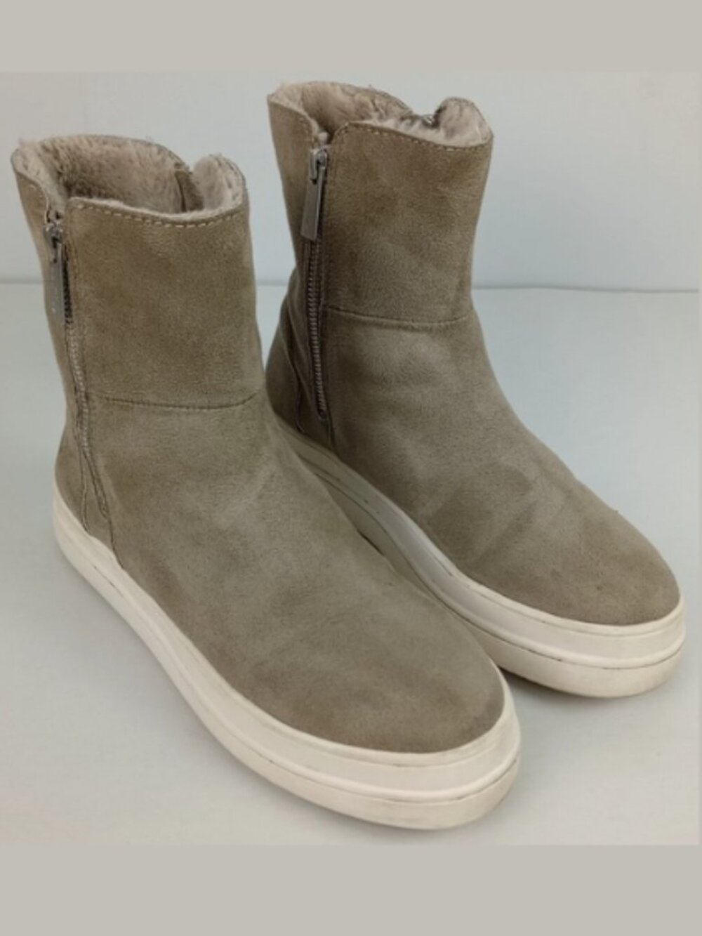 J/Slides NYC Tristan Women 7 Taupe Double Side Zip Faux Fur Platform Suede Boots